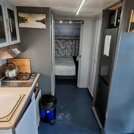 Maggie May House Boat - Colchester - 5Km From Elephant Park Exteriör bild