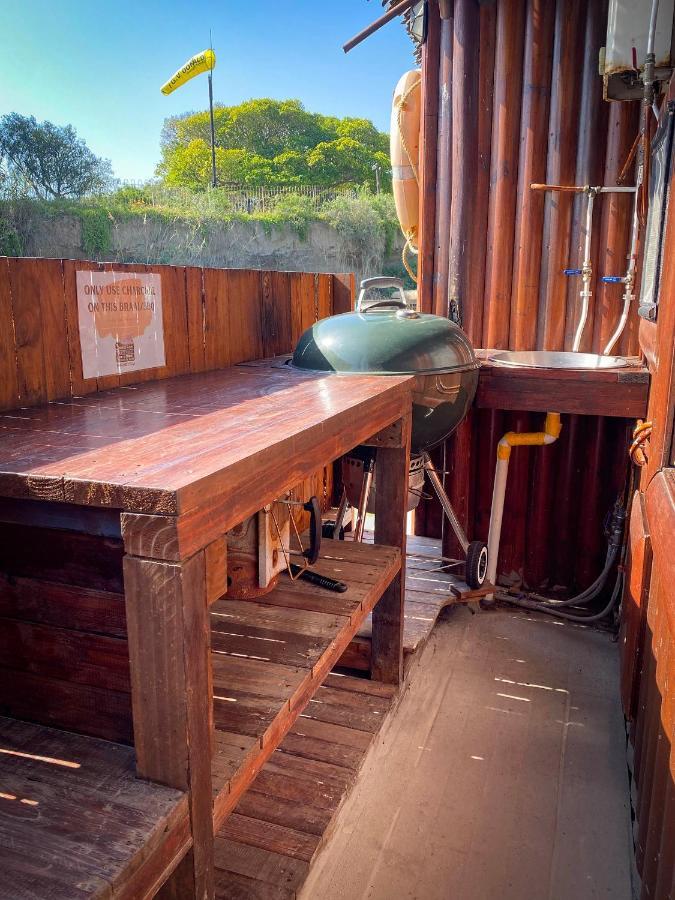 Maggie May House Boat - Colchester - 5Km From Elephant Park Exteriör bild