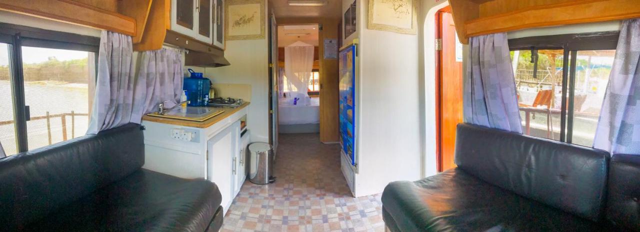 Maggie May House Boat - Colchester - 5Km From Elephant Park Exteriör bild